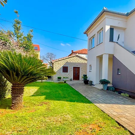 Croatian Apartamento