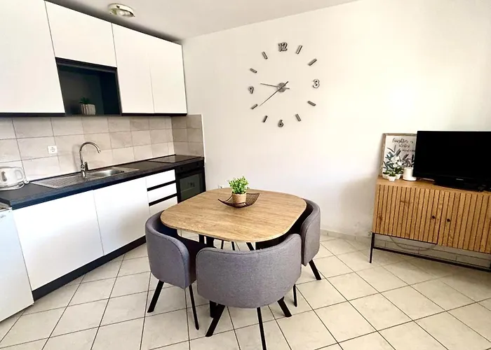 Croatian Διαμέρισμα Ζαντάρ