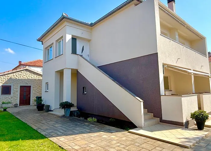 Croatian Διαμέρισμα Ζαντάρ