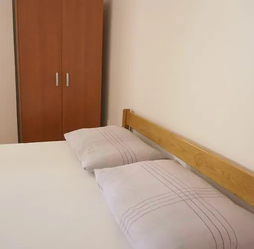 Croatian Ζαντάρ