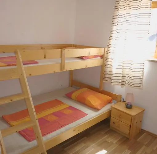 Croatian Ζαντάρ